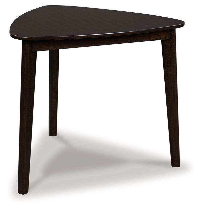 Shorbyn - Triangle Dining Room Table - Merlot