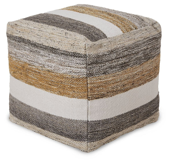 Poufs