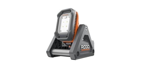 RIDGID 18V Cordless Flood Light with Detachable Light (Tool Only) R8694620B