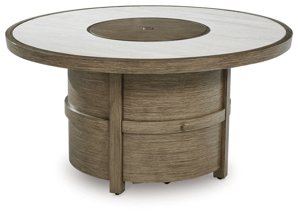 Fire Pits & Tables