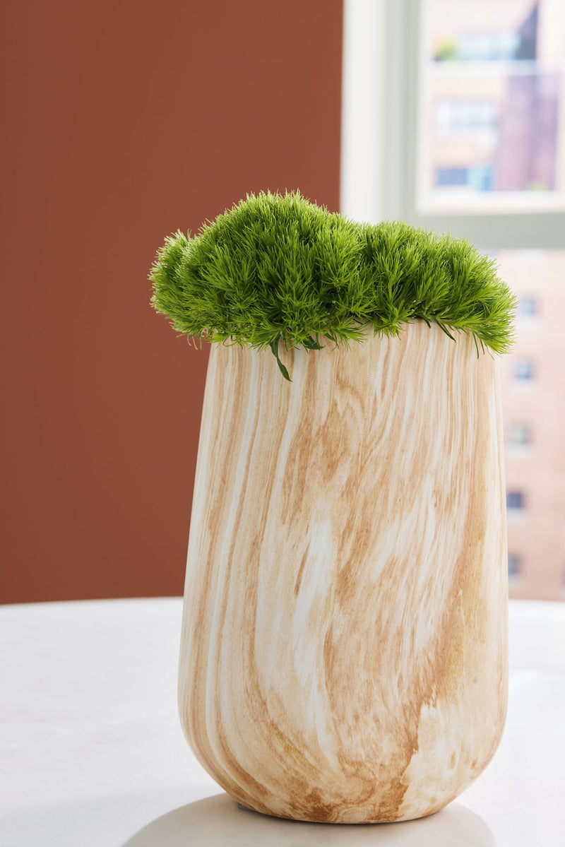 Cammen - Vase - 10" - Tan / White