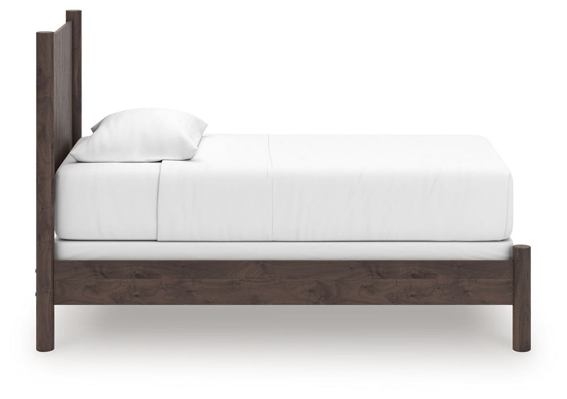 Pamytta - Panel Bedroom Set